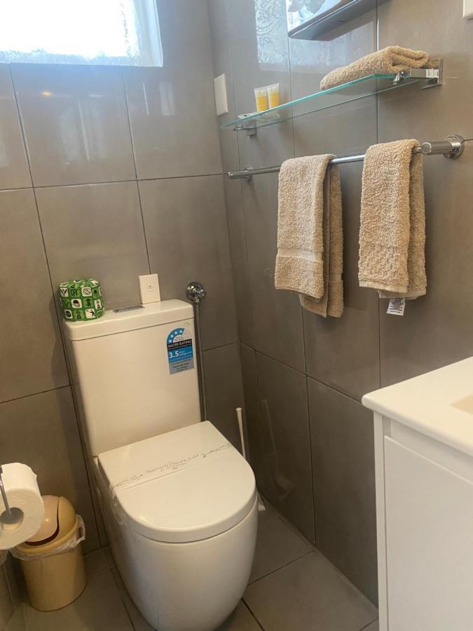 Bradman Motor Inn Кутамундра Экстерьер фото
